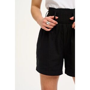 Lucy & Yak Adele Cotton Shorts in Black